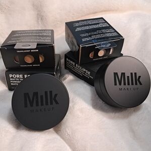 Milk Makeup Pore Eclipse Matte Translucent Setting Powder.